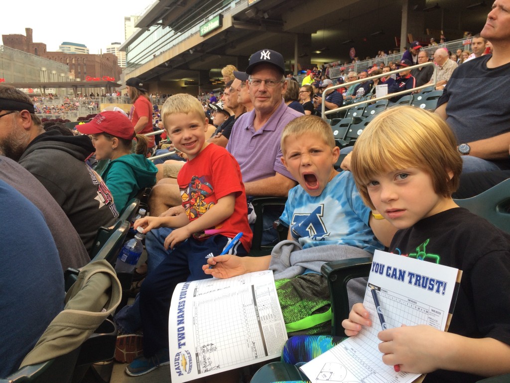 The cousins are ready for the game to start.